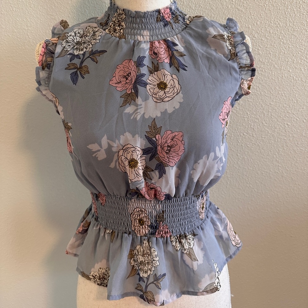Floral Top with Stretchy & Rouged Neck & Waist